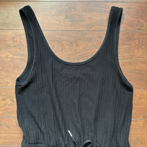 Dex Ribbed Sleeveless Jumpsuit - Picture 5 of 6